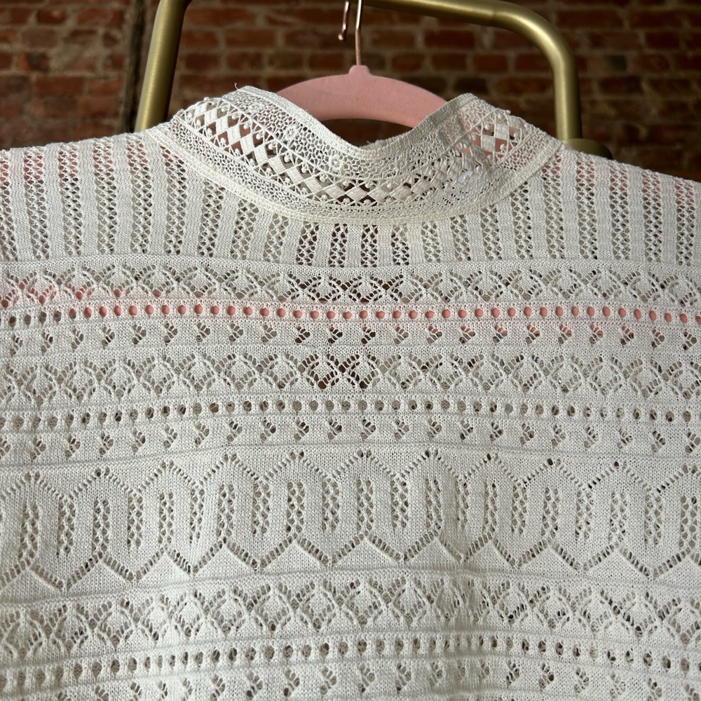 Top - Picture 2 of 3